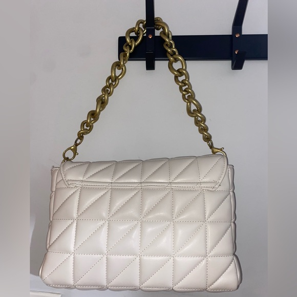 Quilted chain bag - Picture 6 of 6